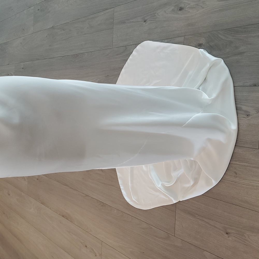 Norma Kamali White Wedding Dress Size M/38 simply gorgeous new with tags - Picture 4 of 9